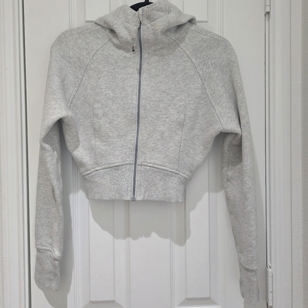 Lululemon Cropped Full Zip Scuba Hoodie Size 2, 16" P2P